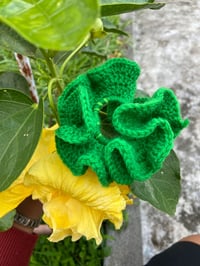 Green Leaf (scrunchie)