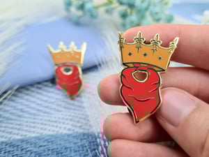 Image of BBC Merlin Crown & Scarf Enamel Pin