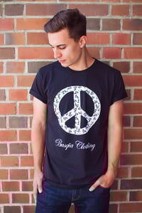 Men Crew Neck Peace Shirt Black