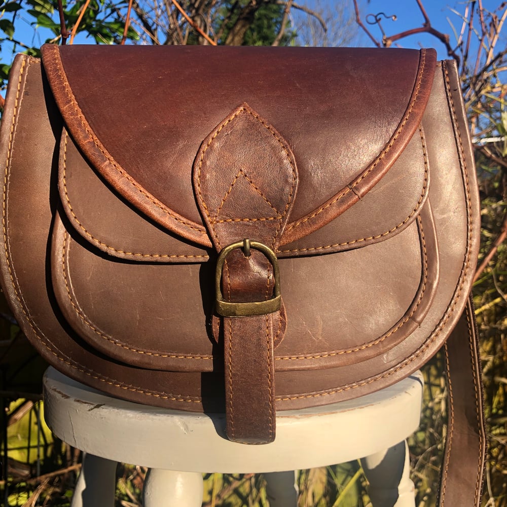 Image of Handmade Buffalo Leather Saddle Bag -