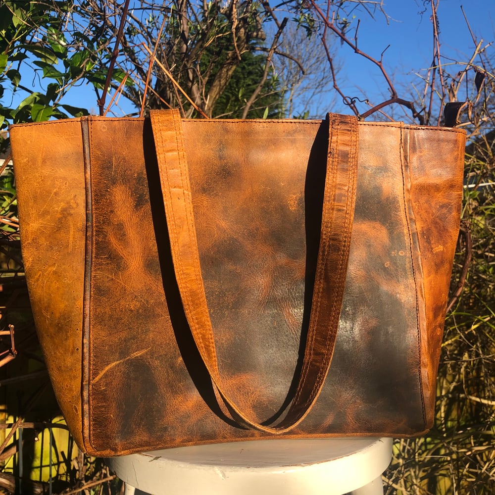 Image of Handmade Buffalo ‘Crunch’ Leather Tote Bag - square