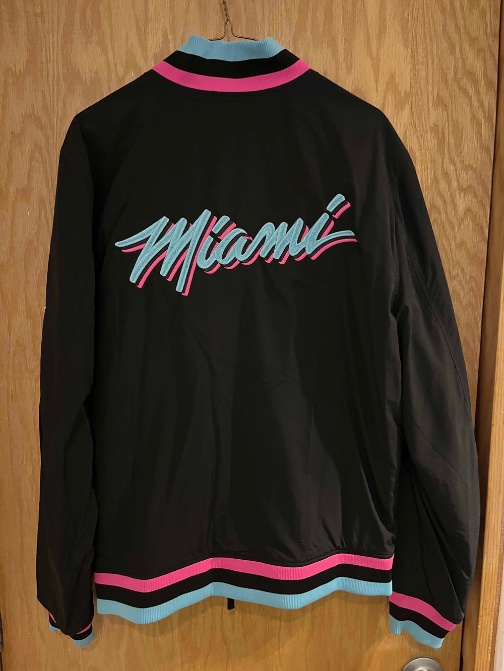 Chamarra Nike Miami Heat Vice City