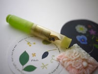 Image 2 of Shimmery Lime Nature : fountain pen