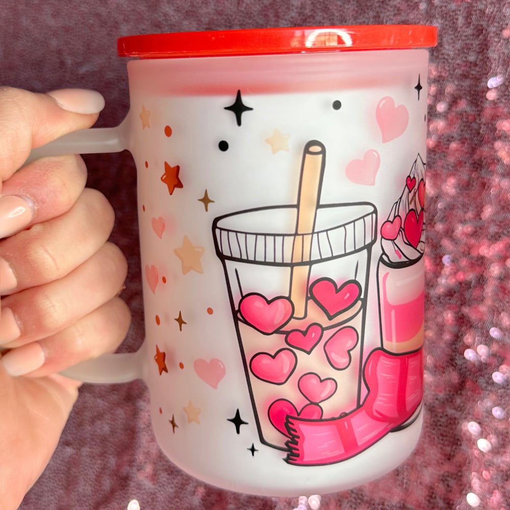 Image of Valentine Cafecito y Chisme 17oz Glass Mug☕️💝