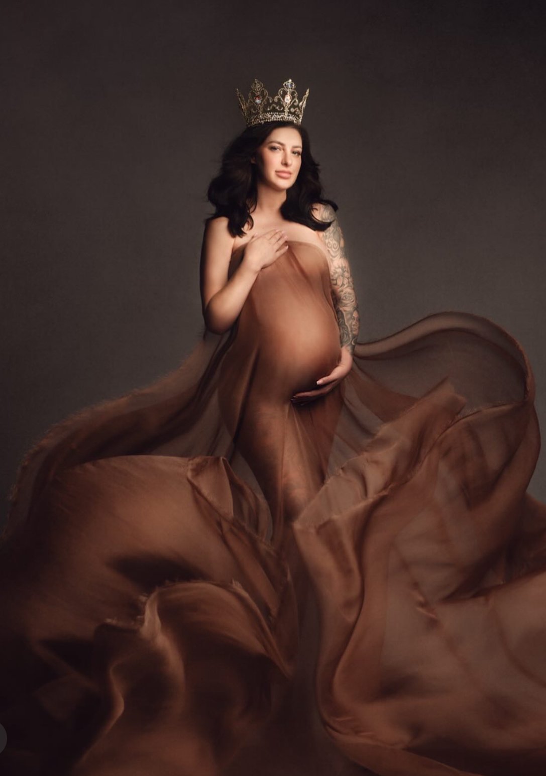 Image of MATERNITY Posing & Lighting Tutorial