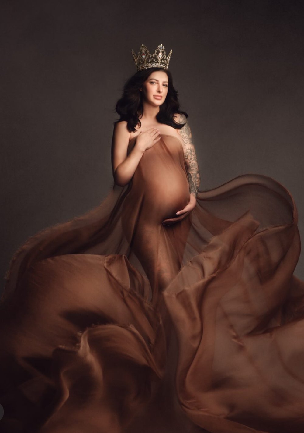 Image of MATERNITY Posing & Lighting Tutorial