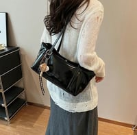 Black Casual Flap Shoulder Bag