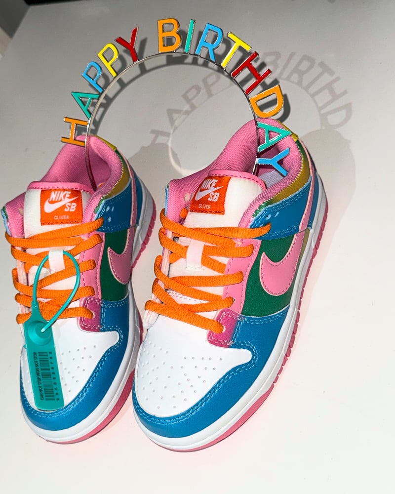 Image of Nikki Sneakers 