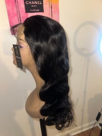 Image 2 of 22 inch 4x5 HD lace body wave wig 