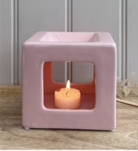Cubic wax burner