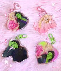 (PRE-ORDER) WICKED - KEYCHAINS