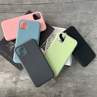 Liquid Silicon case (Iphone 12,13,14,15)
