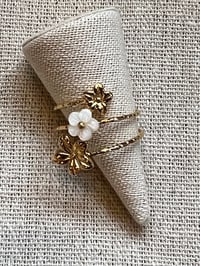Image 1 of Stainless Steel Three Flowers Adjustable Ring Gold