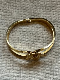 Image 3 of Stainless Steel Big Flower Bracelet Gold