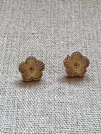 Image 2 of Stainless Steel Flower Earrings Gold 