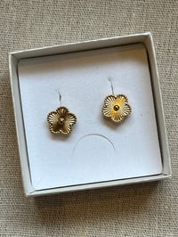 Image 3 of Stainless Steel Flower Earrings Gold 