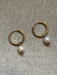 Image 1 of Stainless Steel Earrings Pearl Gold 