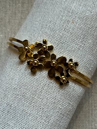 Image 1 of Stainless Steel Flower Bracelet Gold 