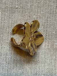 Image 2 of Stainless Steel Flower Adjustable Ring Gold