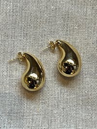 Image 2 of Drop Earring Gold  