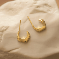 Image 1 of Aurelia Spark