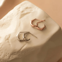 Image 2 of Aurelia Spark