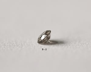 Image of 18ct Rose Gold, Brilliant cut grey diamond ring (LON240)