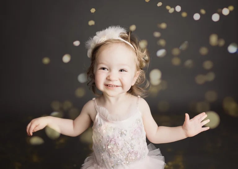 Image of Glitter Minis Friday, February 21st, 2025
