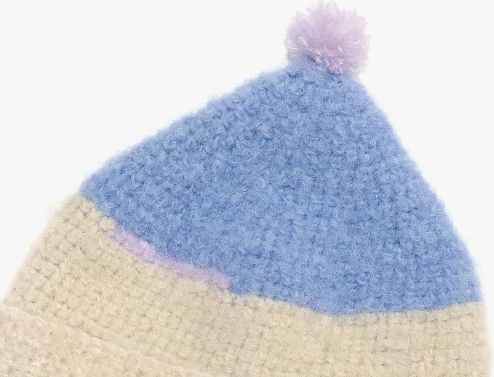 Image of BLUE AND WHITE MOHAIR CAP