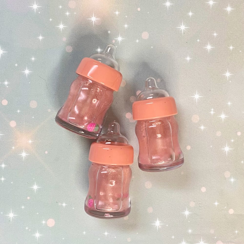 Image of "StrawBaby" Lip Oil/Gloss