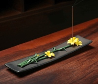 Incense Holder for Stick，Handmade Ceramic Chrysanthemum Incense Burner