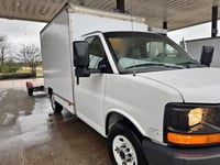 Image 2 of 2013 10' GMC Box Truck