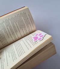 Image 3 of Kawaii Pink Kitty Paw Magnetic Bookmark