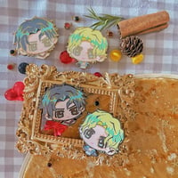 Image 5 of wanpi mimi - one piece chibi head pins [in hand]