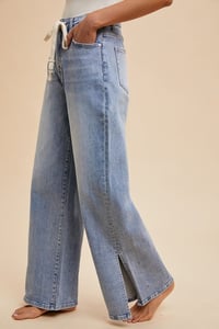 Image 3 of WAIST STRAP DETAIL STRETCH SIDE SLIT WIDE LEG JEAN - APRIL