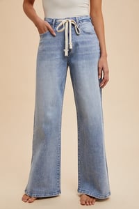 Image 2 of WAIST STRAP DETAIL STRETCH SIDE SLIT WIDE LEG JEAN - APRIL