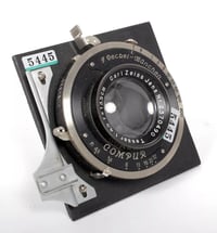 Image 1 of Carl Zeiss Jena Tessar 135mm F4.5 lens in Compur #1 shutter #5445