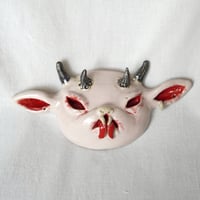 Horned Crown Bies