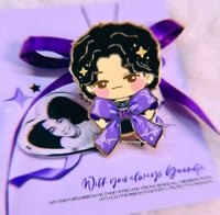 Suga Purple Ribbon Pin