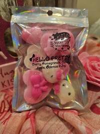 Image 10 of Hello Pretty- A Rockytop Wax Works exclusive houseblend fragrance 