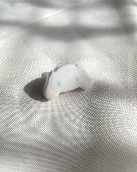 Image of cinnamoroll croc charm