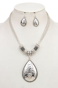 Silver Teardrop necklace set