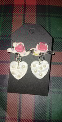 Cowgirl hat stuff earrings with hearts
