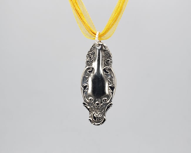 Curvy Flatware Handle Pendant, Vintage Silverplate Fork Handle - K0150