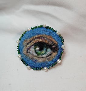 Image of Lovers eye brooch 