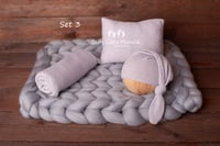 Image 4 of Newborn photo set light grey