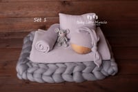 Image 2 of Newborn photo set light grey
