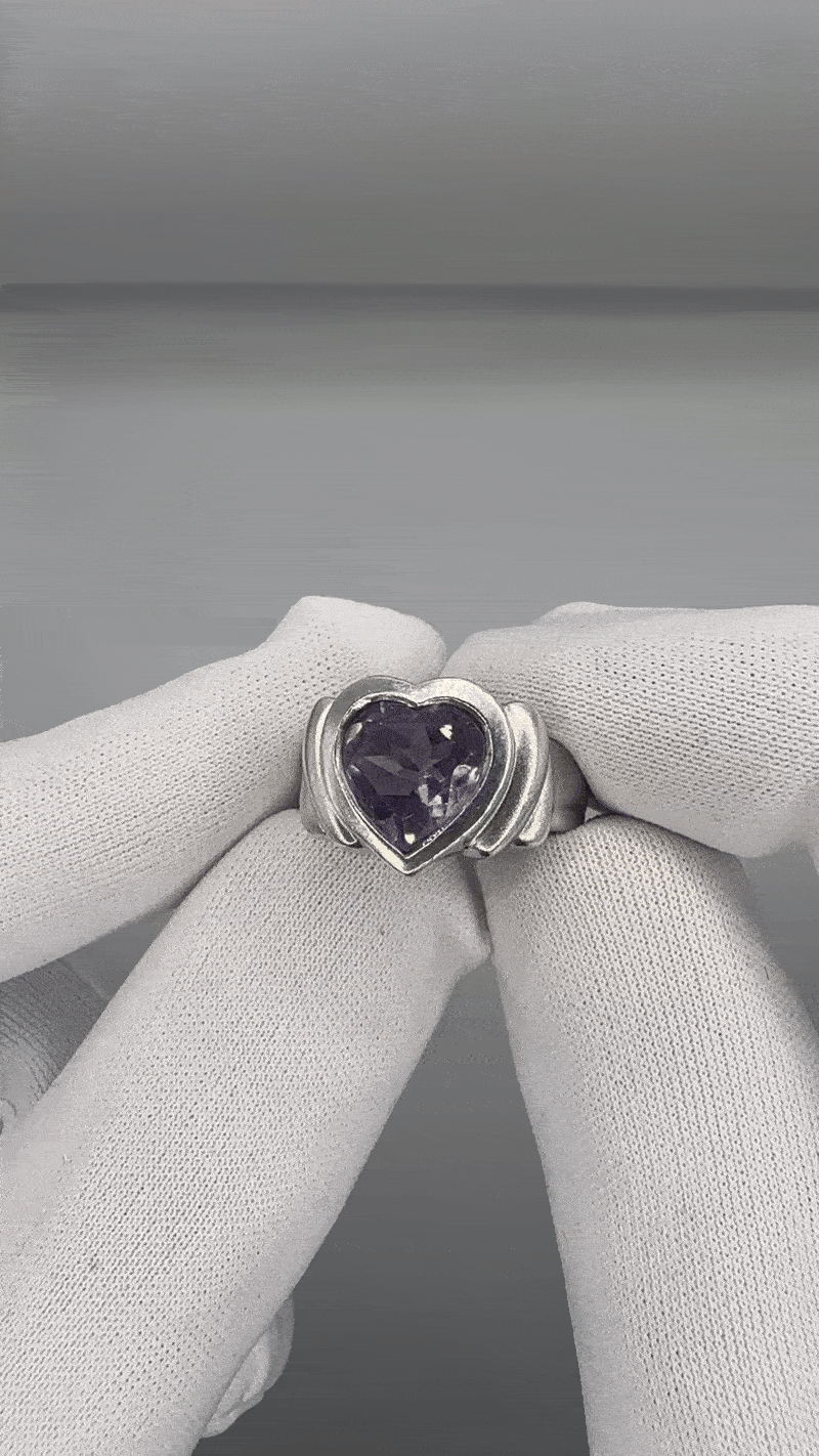 Image of Vintage Sterling Silver Amethyst Heart Ring