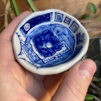 Image 3 of Blue Bedroom Dish