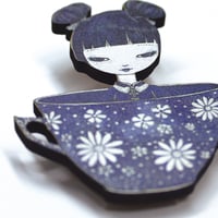 Image 4 of BROCHE, SEN, LA GUARDIANA DEL TÉ